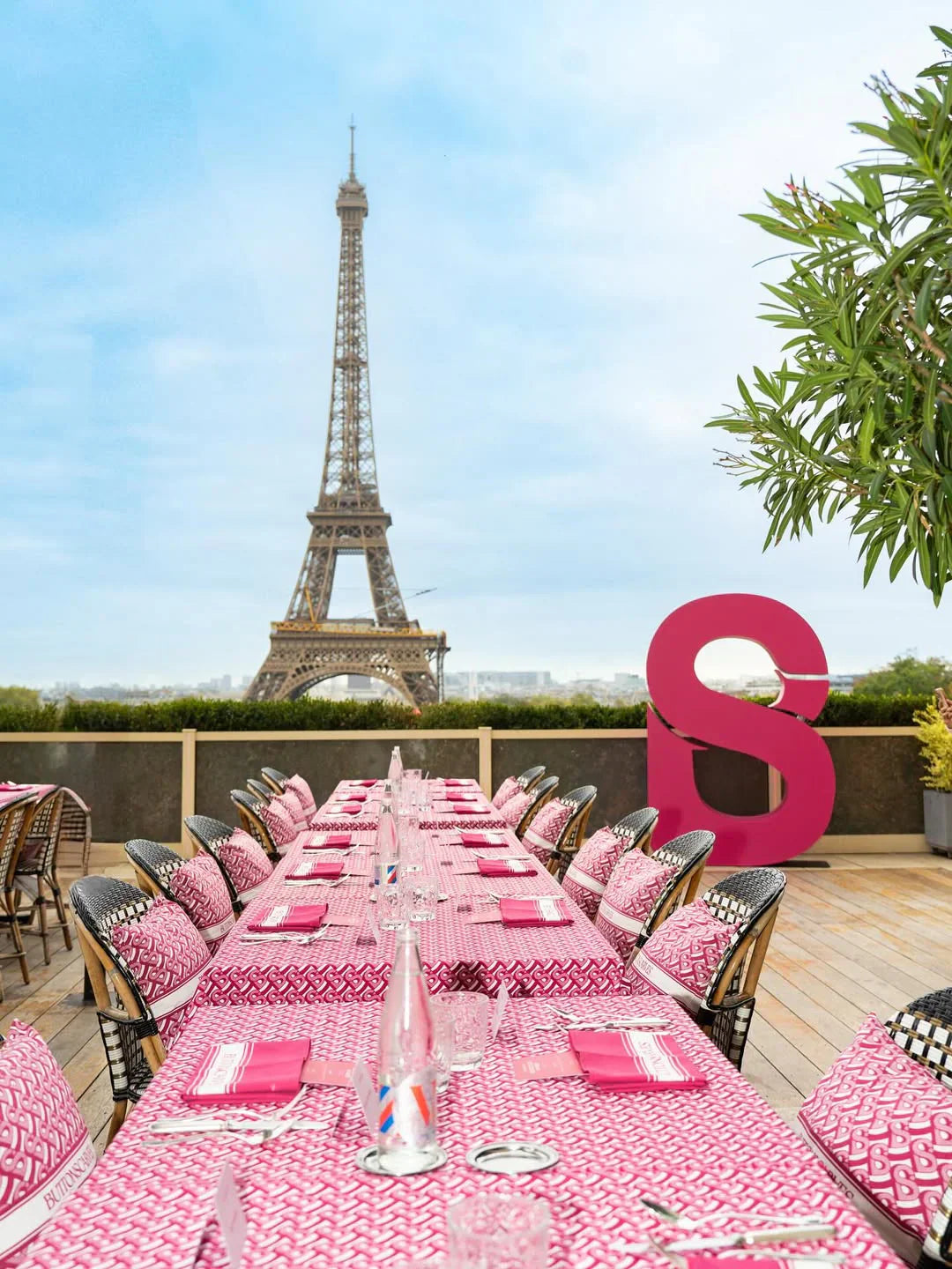 Paris'te Buttonscarves İmzası