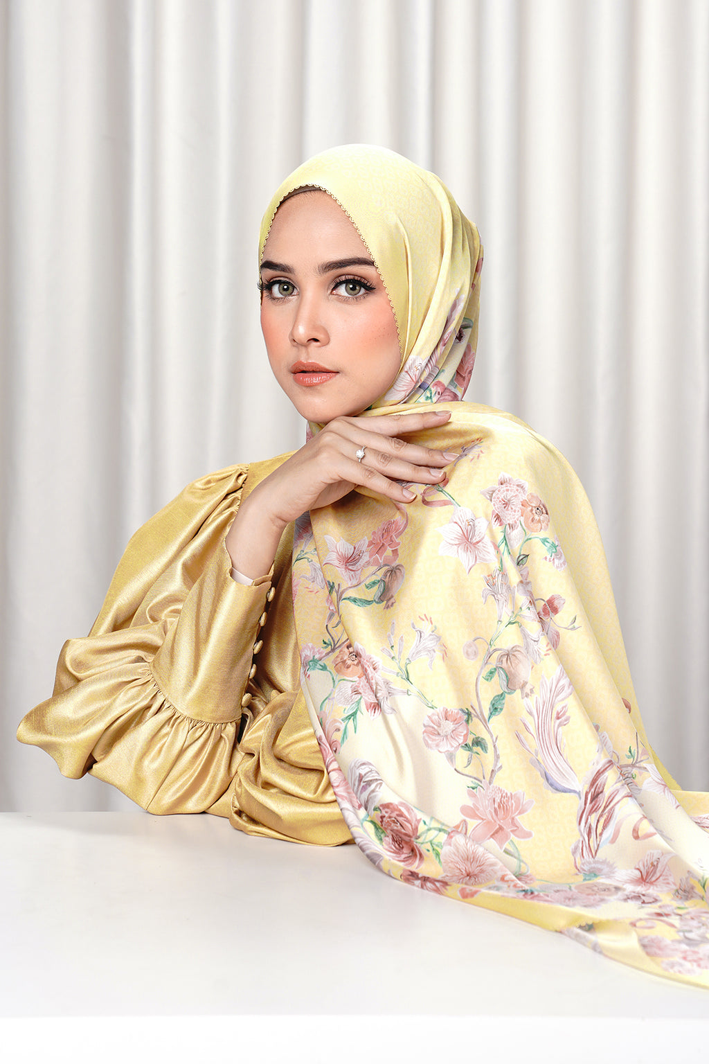 Farra Saten Şal - Mimosa