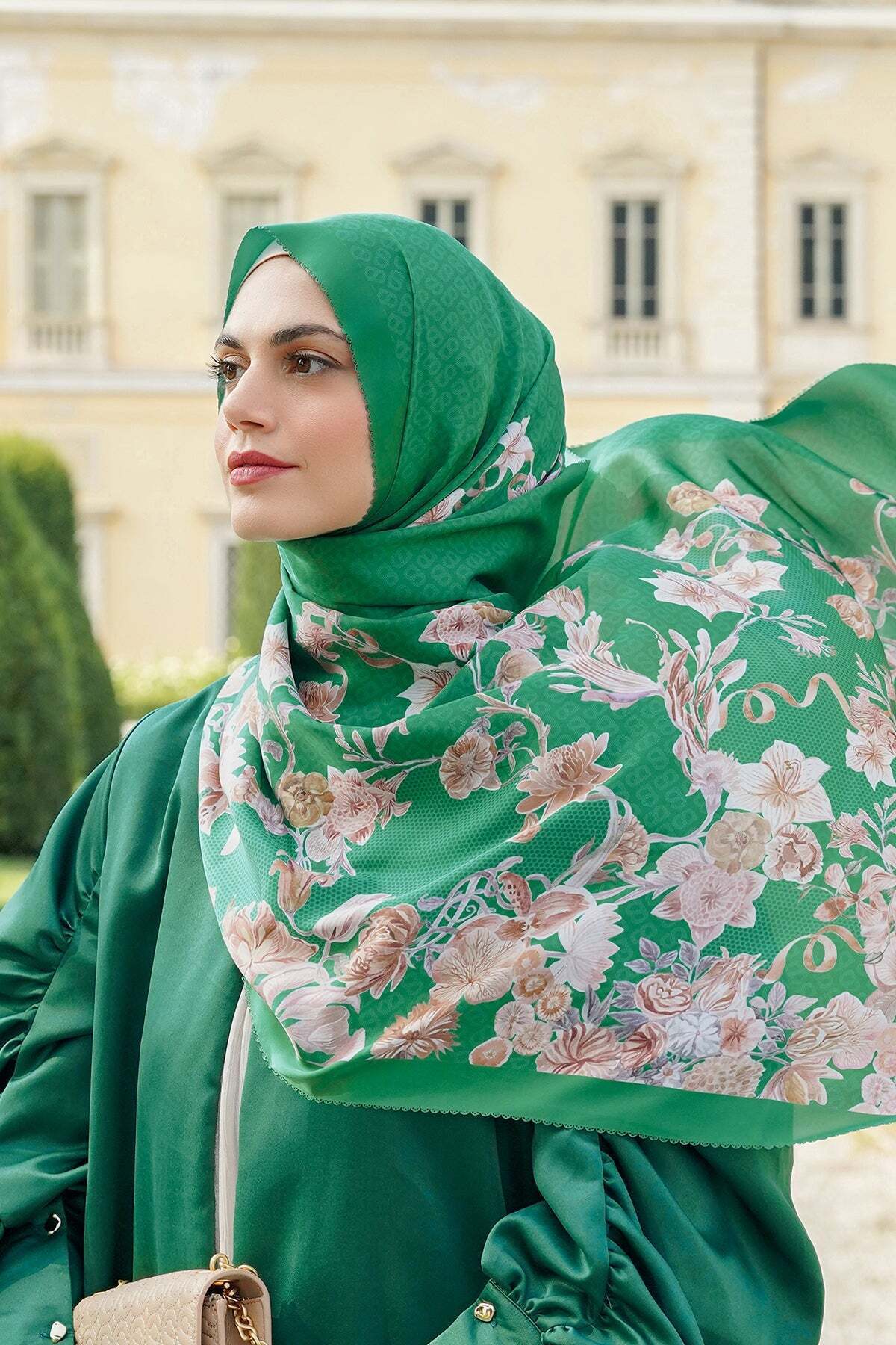 Farra Saten Şal - Alocasia