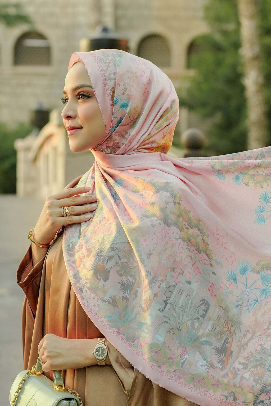 Al Qasr Saten Şal - Lotus