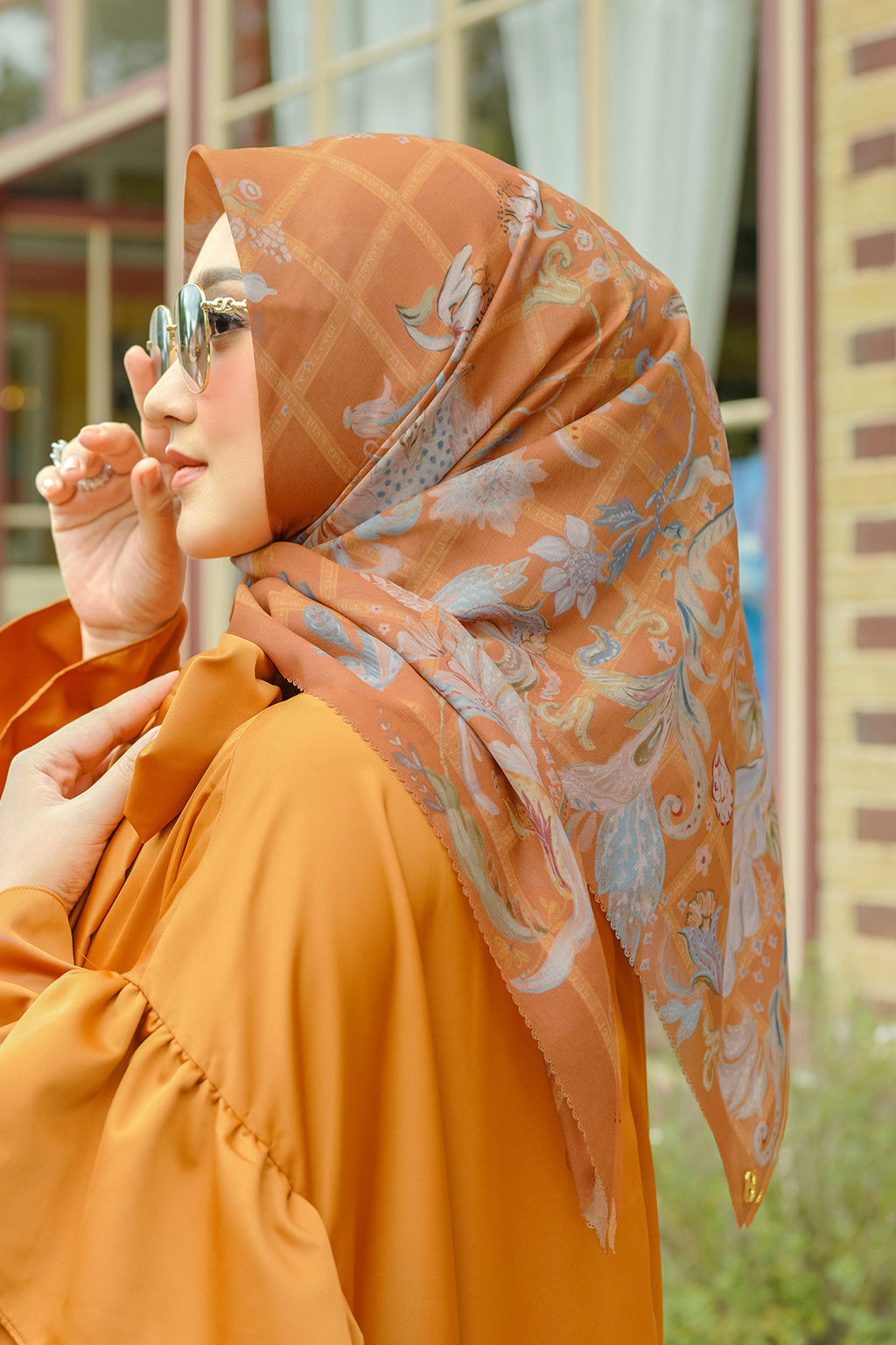 Autograph Square Scarf - Citrouille