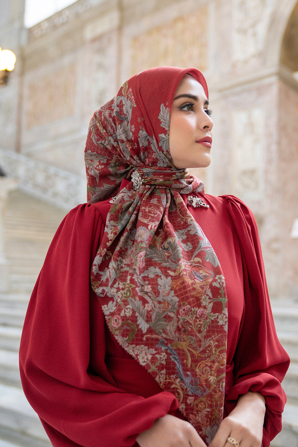 Royale Grandeur Vual Eşarp - Crimson