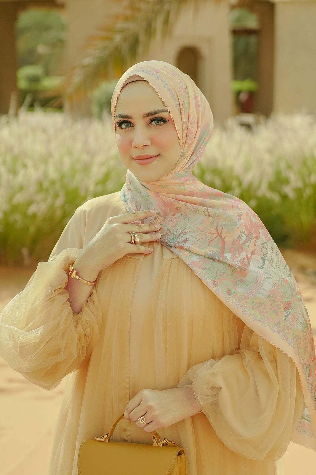 Al Qasr Saten Şal - Amber