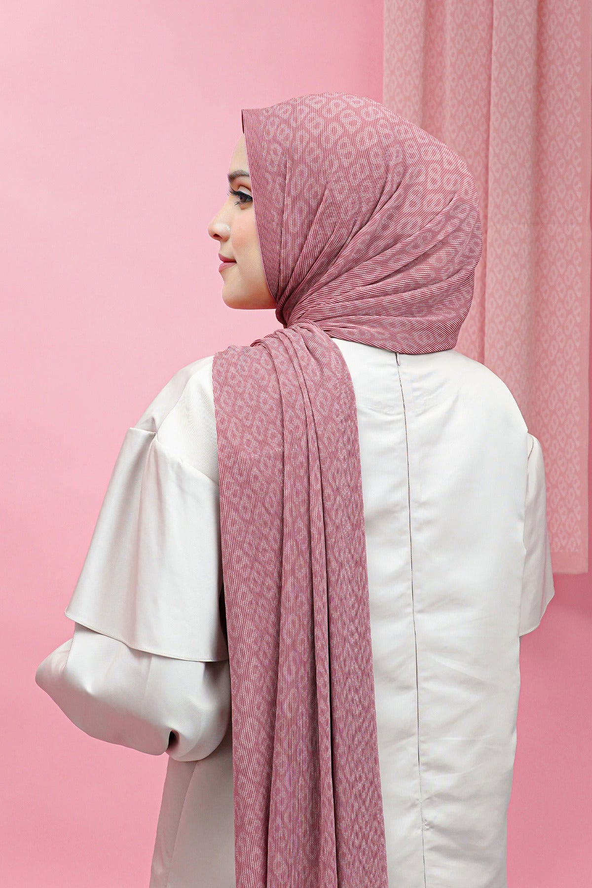 Tapis Pleated Shawl - Ash Rose