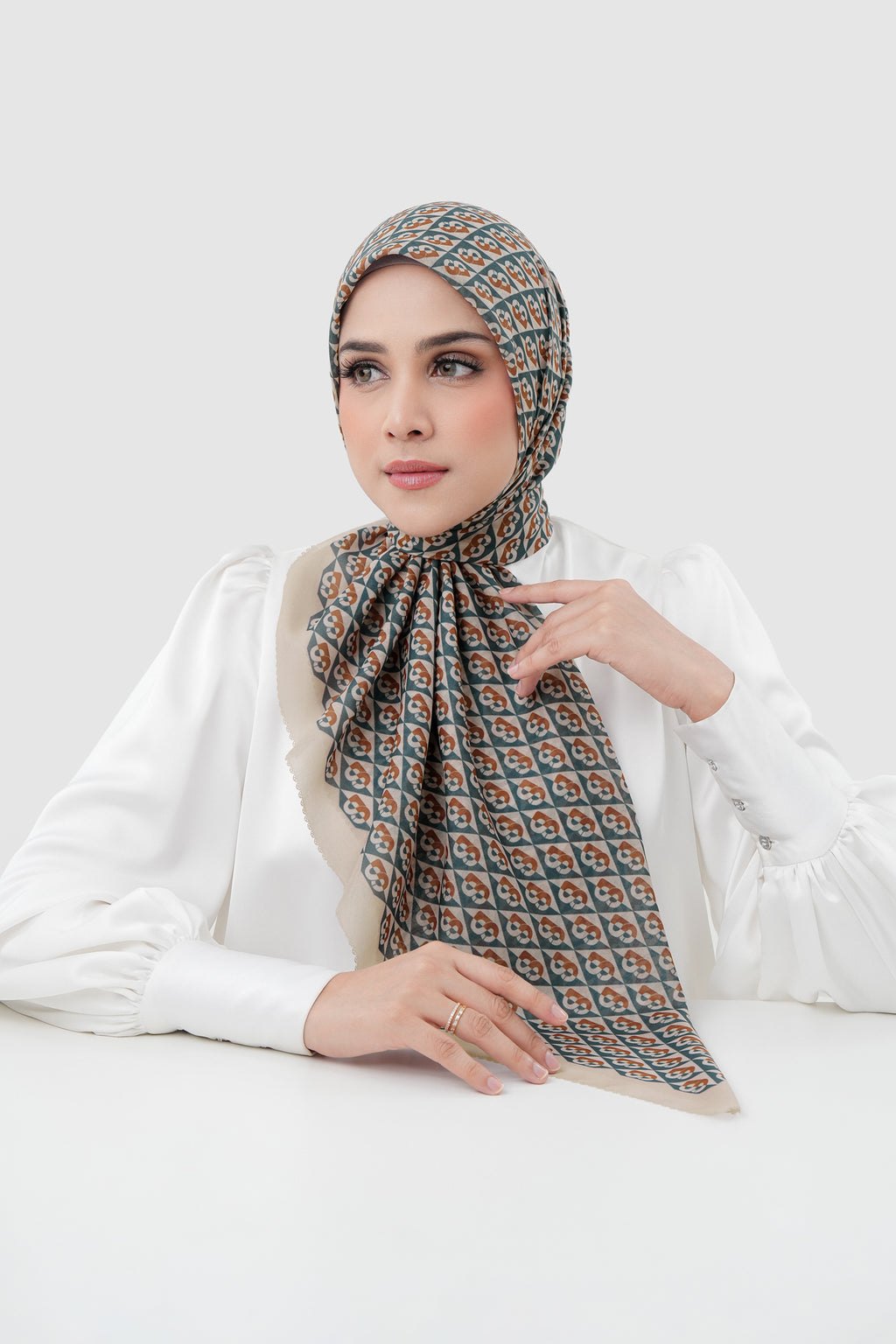 Prism Vual Kare Eşarp - Toasty