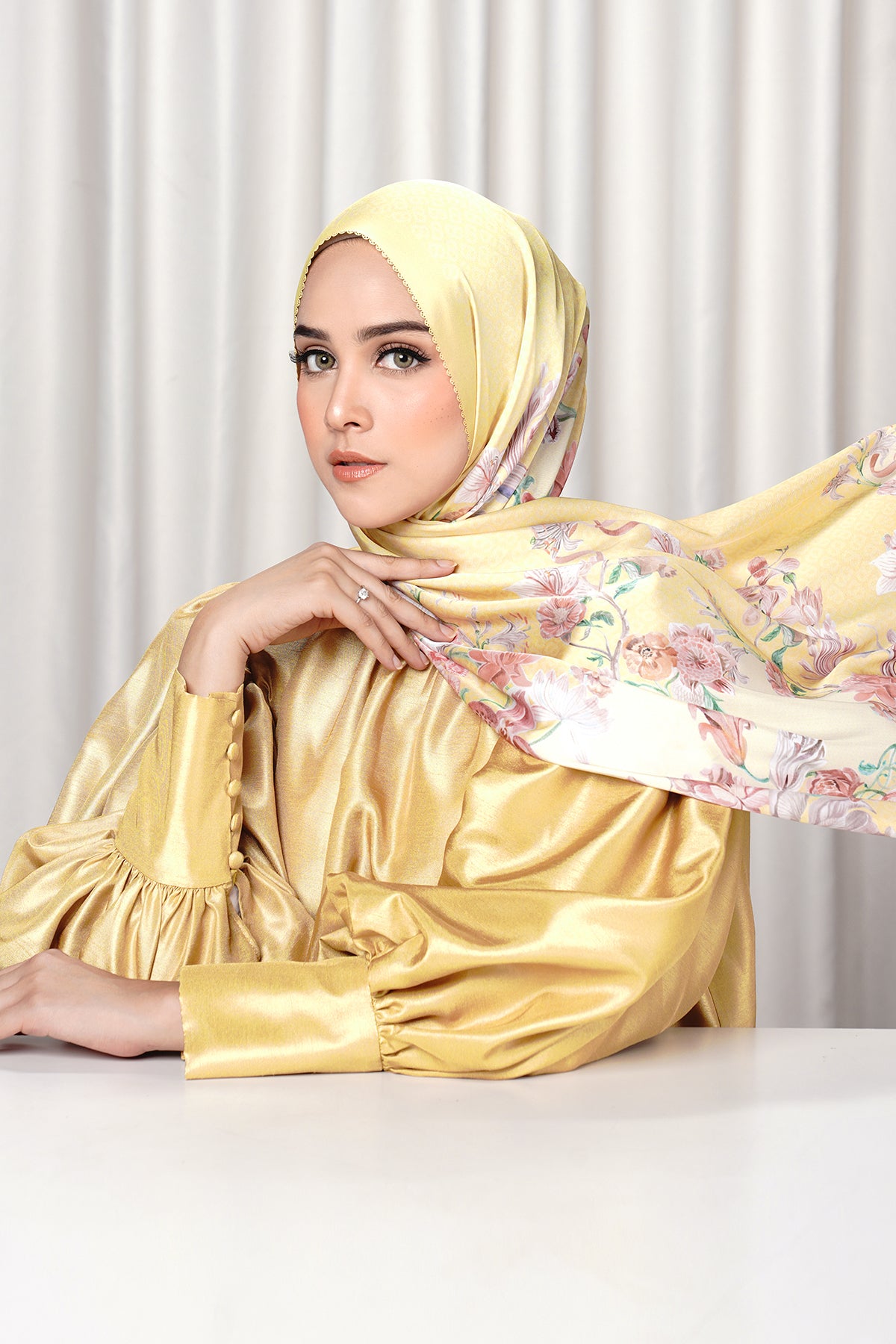 Farra Saten Şal - Mimosa