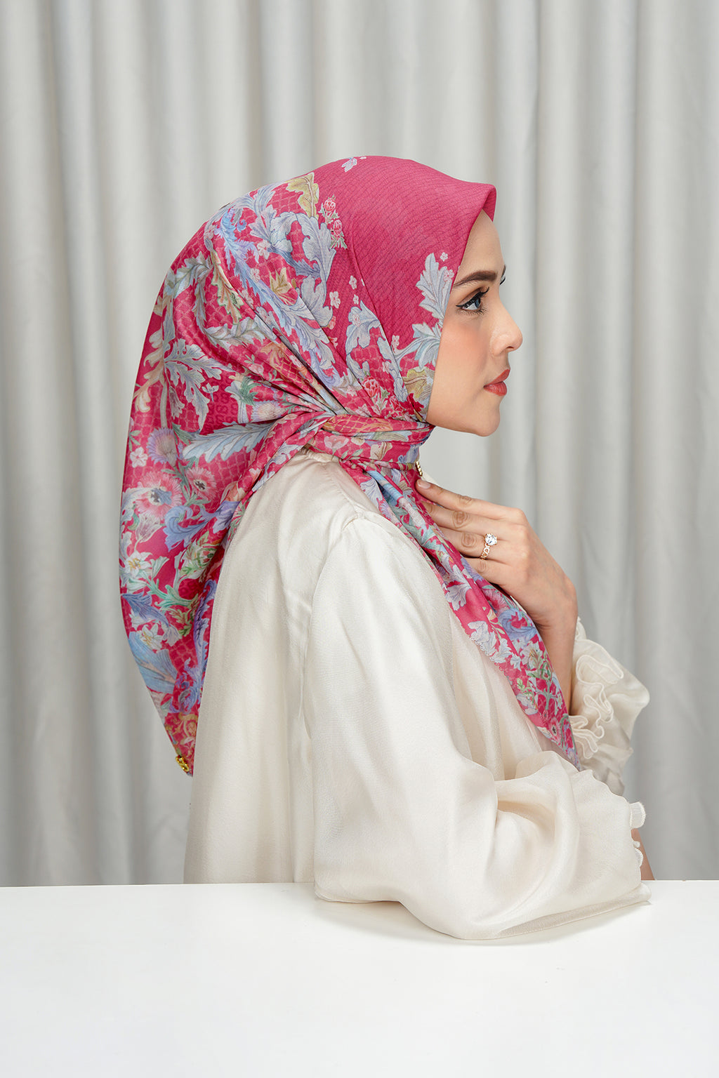 Royale Grandeur Vual Eşarp - Pink Yarrow