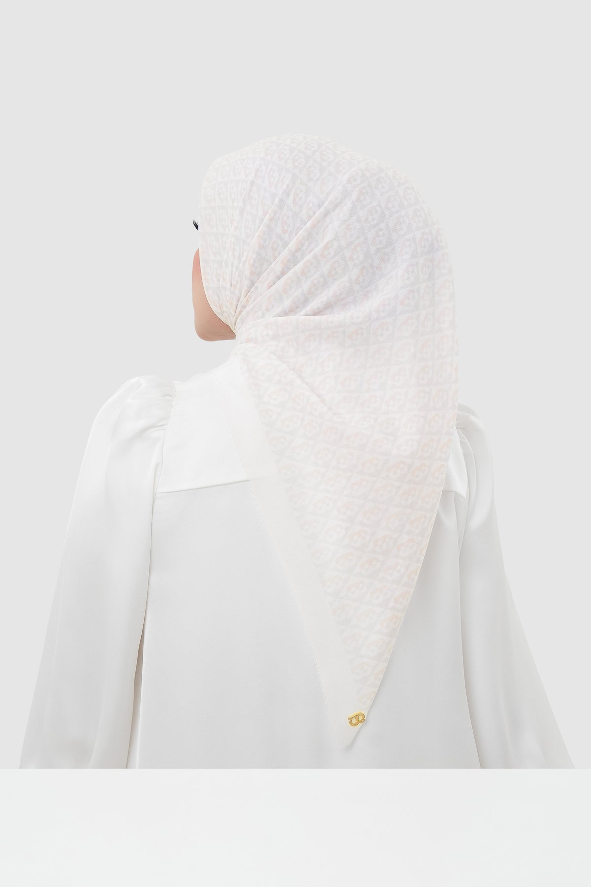 Buttonscarves Türkiye Desenli İpek Eşarp