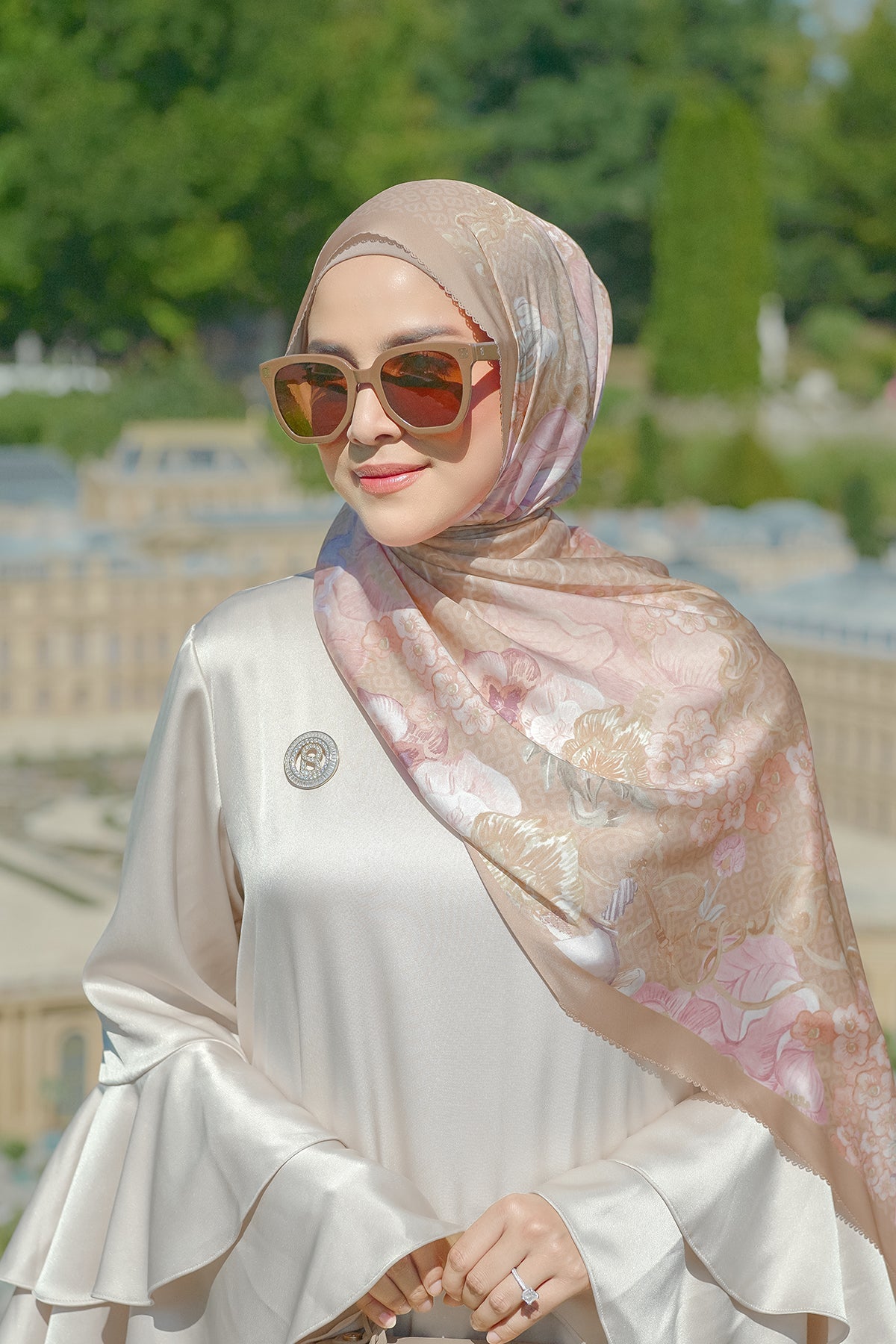 Wonderland Saten Şal - Golden Brown