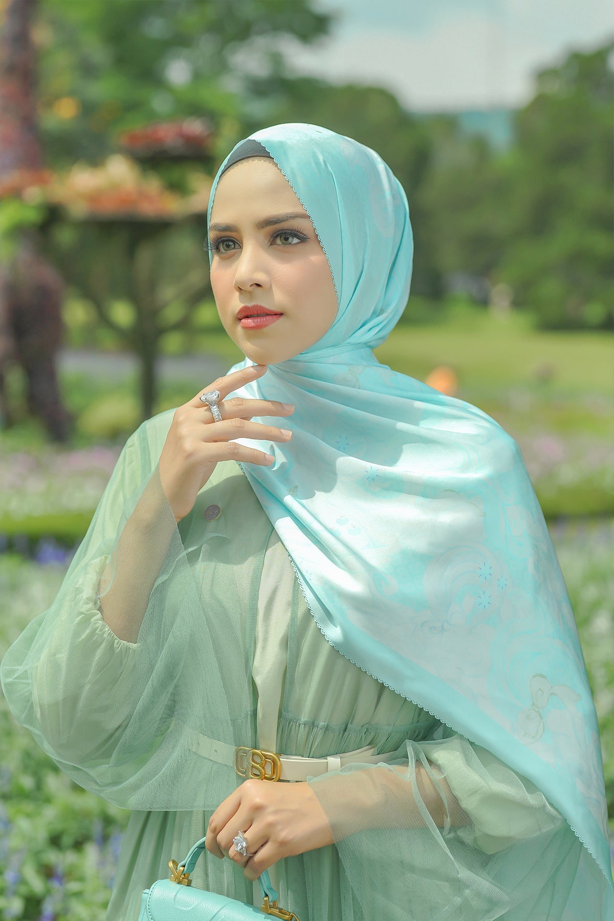 Friendship Saten Şal - Lyra