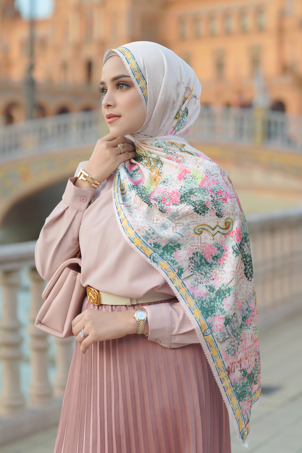 Sevilla Saten Şal - Florecer