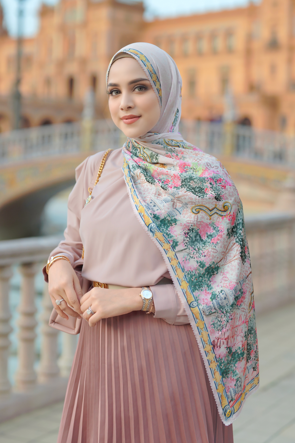 Sevilla Saten Şal - Florecer
