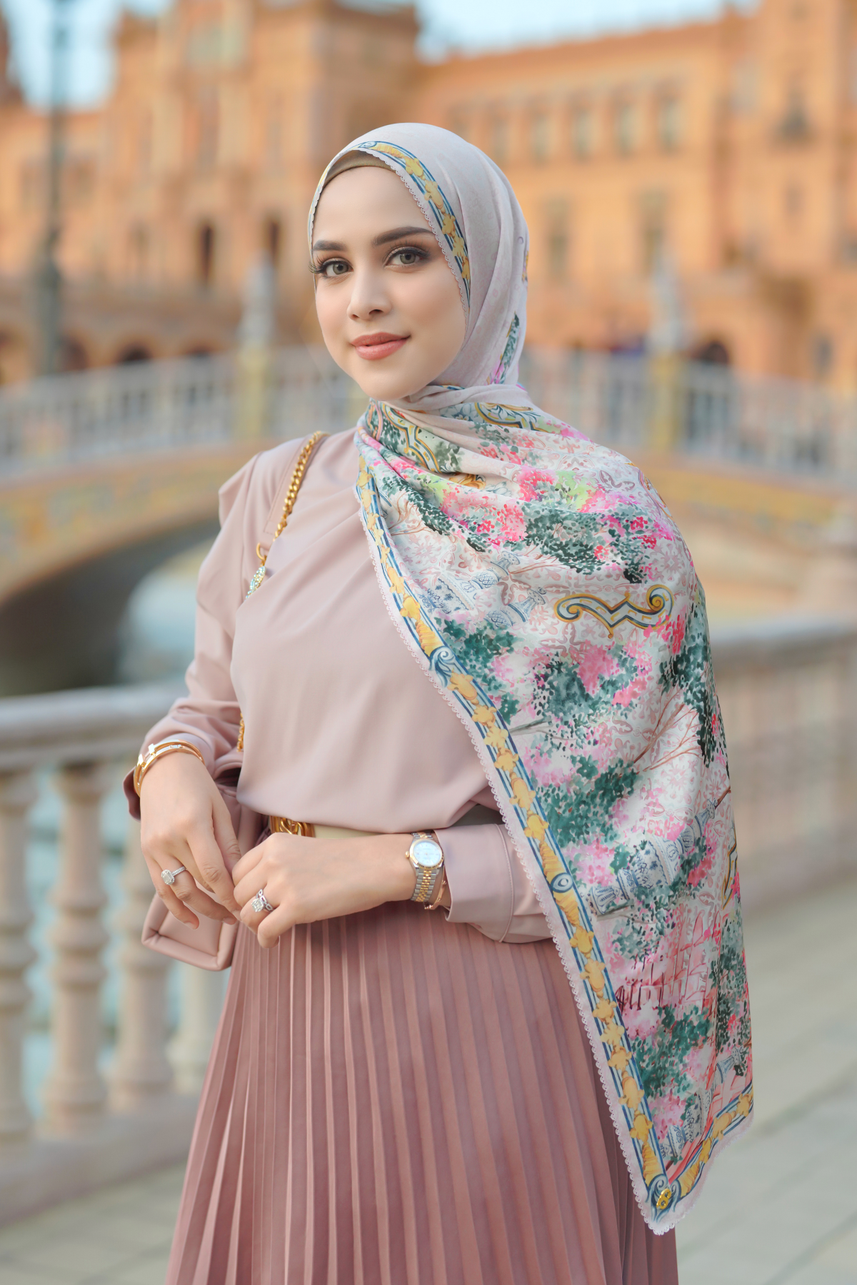 Sevilla Saten Şal - Florecer