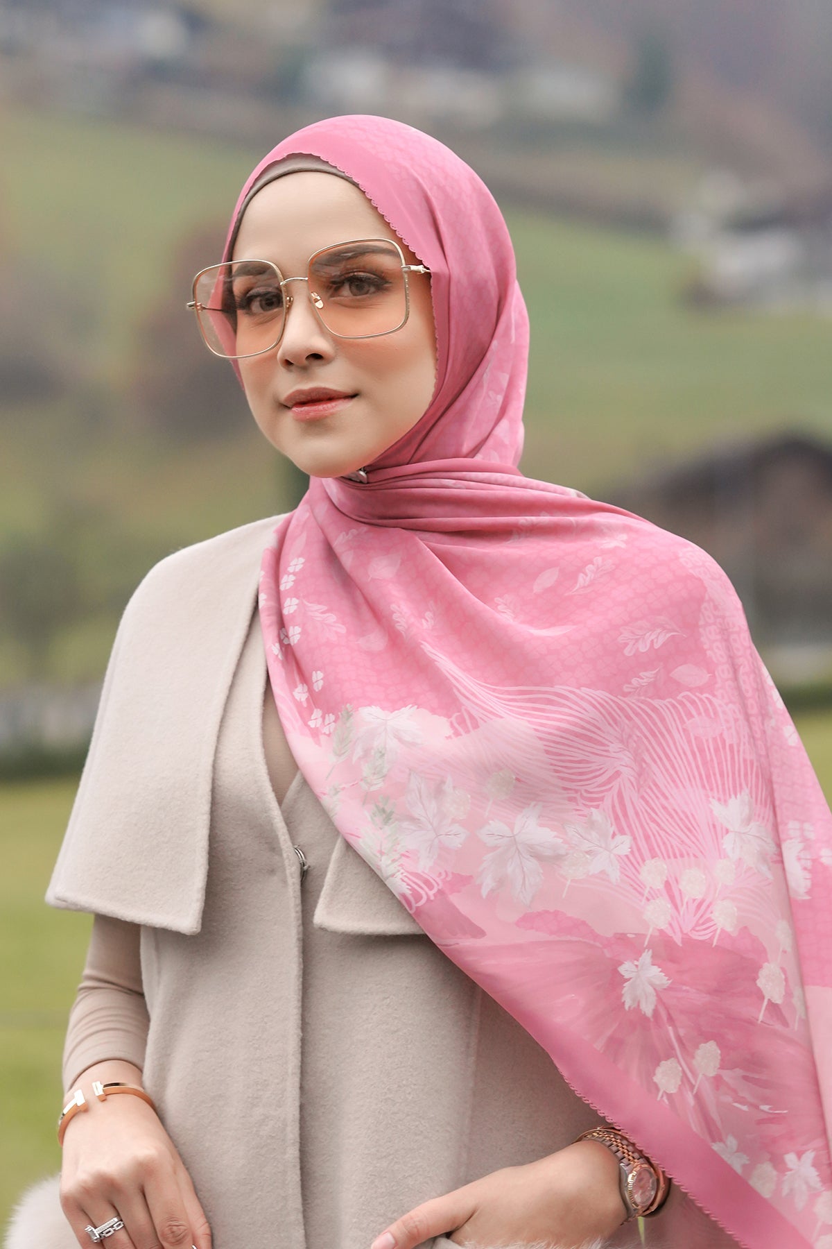 Iseltwald Saten Şal - Deep Pink